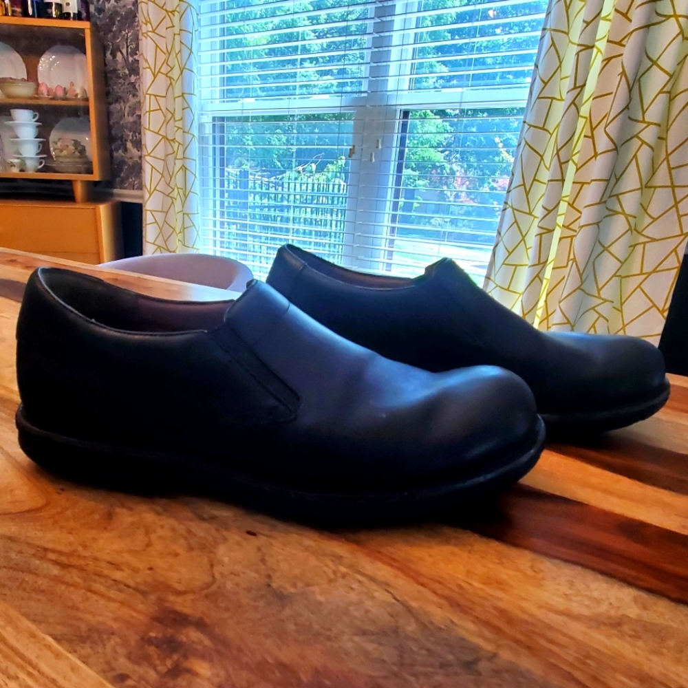 Men's Dansko Wayne, black loafer